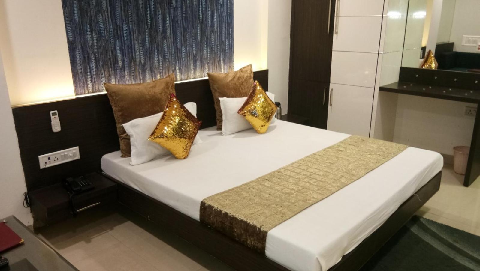 Hotel Banjara Bhopal Exterior photo