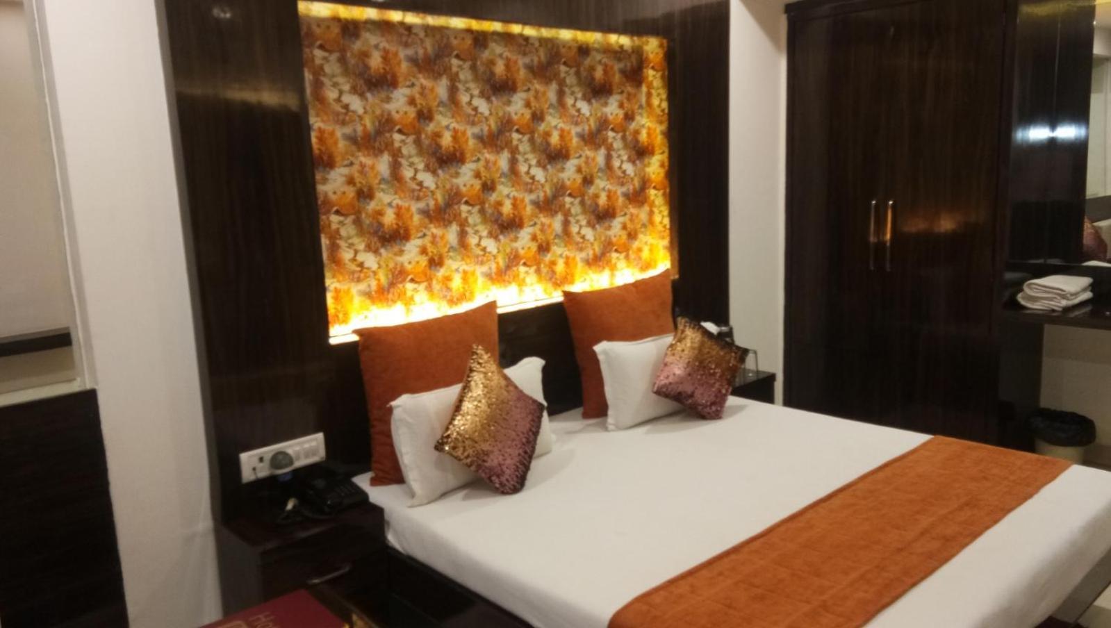 Hotel Banjara Bhopal Exterior photo