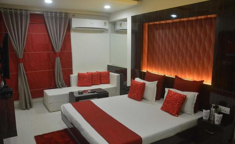 Hotel Banjara Bhopal Exterior photo